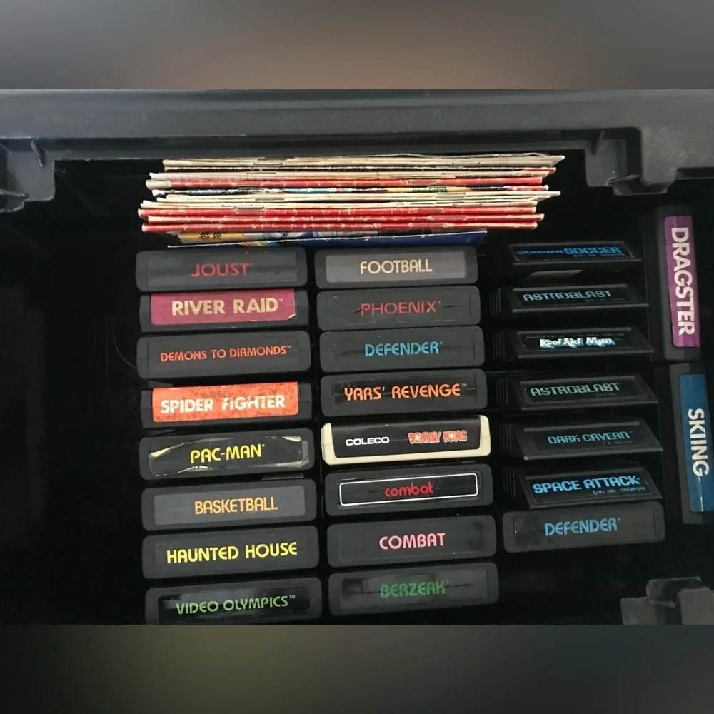 Doesn’t power up- Atari 2600 Game Center console with games